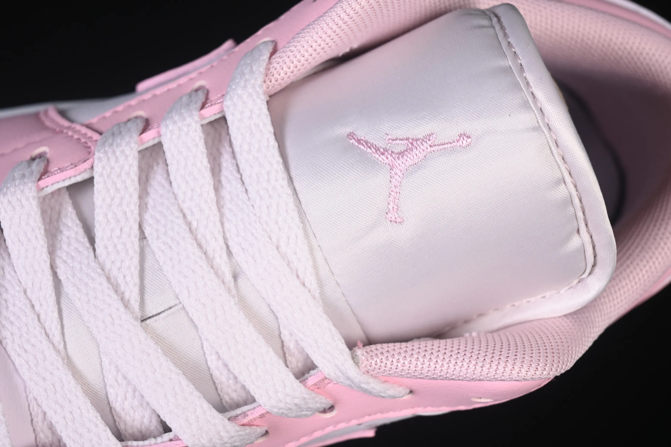 All categories Air Jordan Jordan series basketball shoes Air Jordan 1 Low Air Jordan 1 Low AJ1 Joe 1 Pearl Pink Low-top cultural and casual sneakers 553560-614